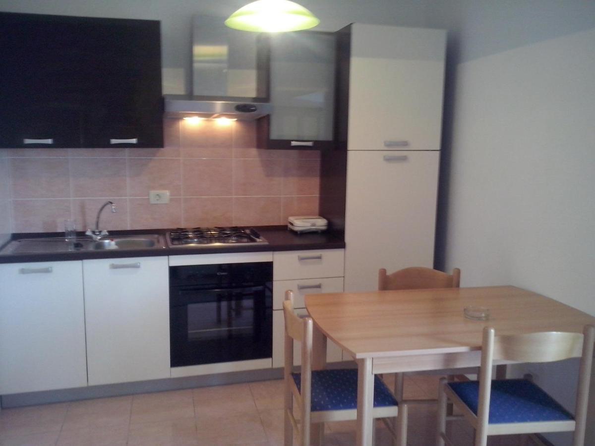 Apartments By The Sea Sumartin, Brac - 11658 Exterior foto