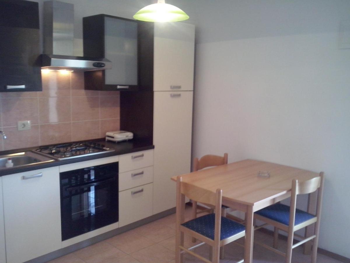 Apartments By The Sea Sumartin, Brac - 11658 Exterior foto